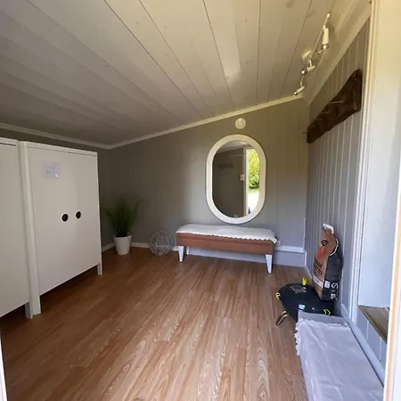 Naturskjonn I Naerheten Av Dyreparken Holiday home