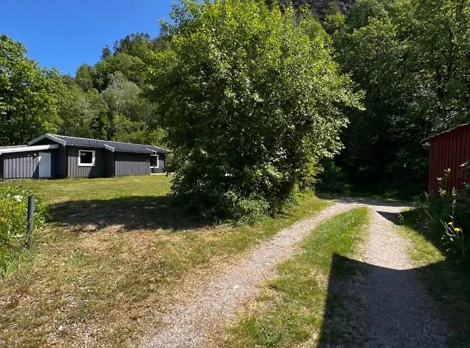 Holiday home Landlig Naer Dyreparken, Romslig Og Barnevennlig *